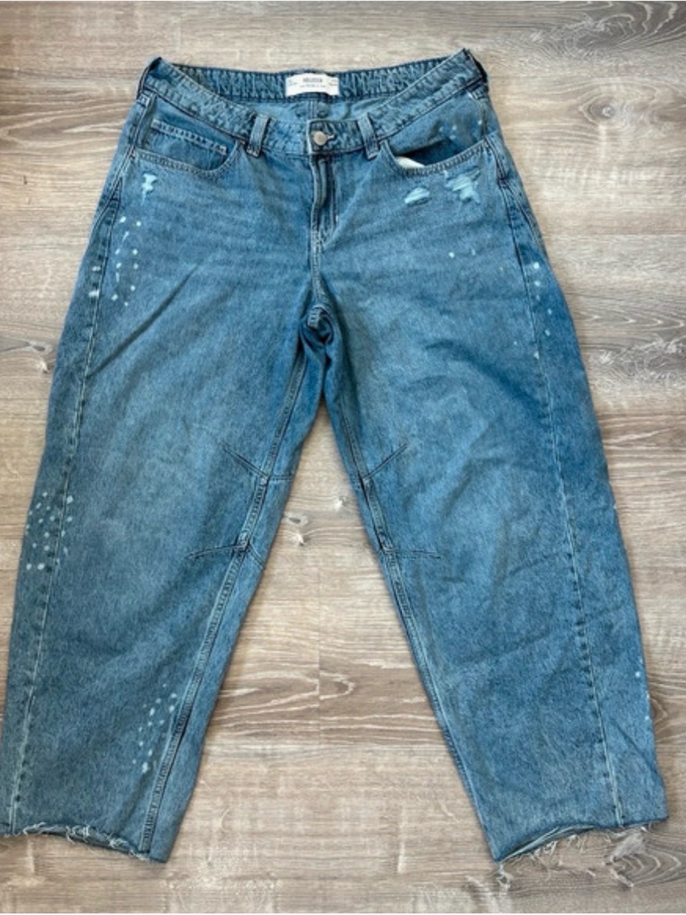 Hollister Faded Blue Paint-Speck Barrel Jeans